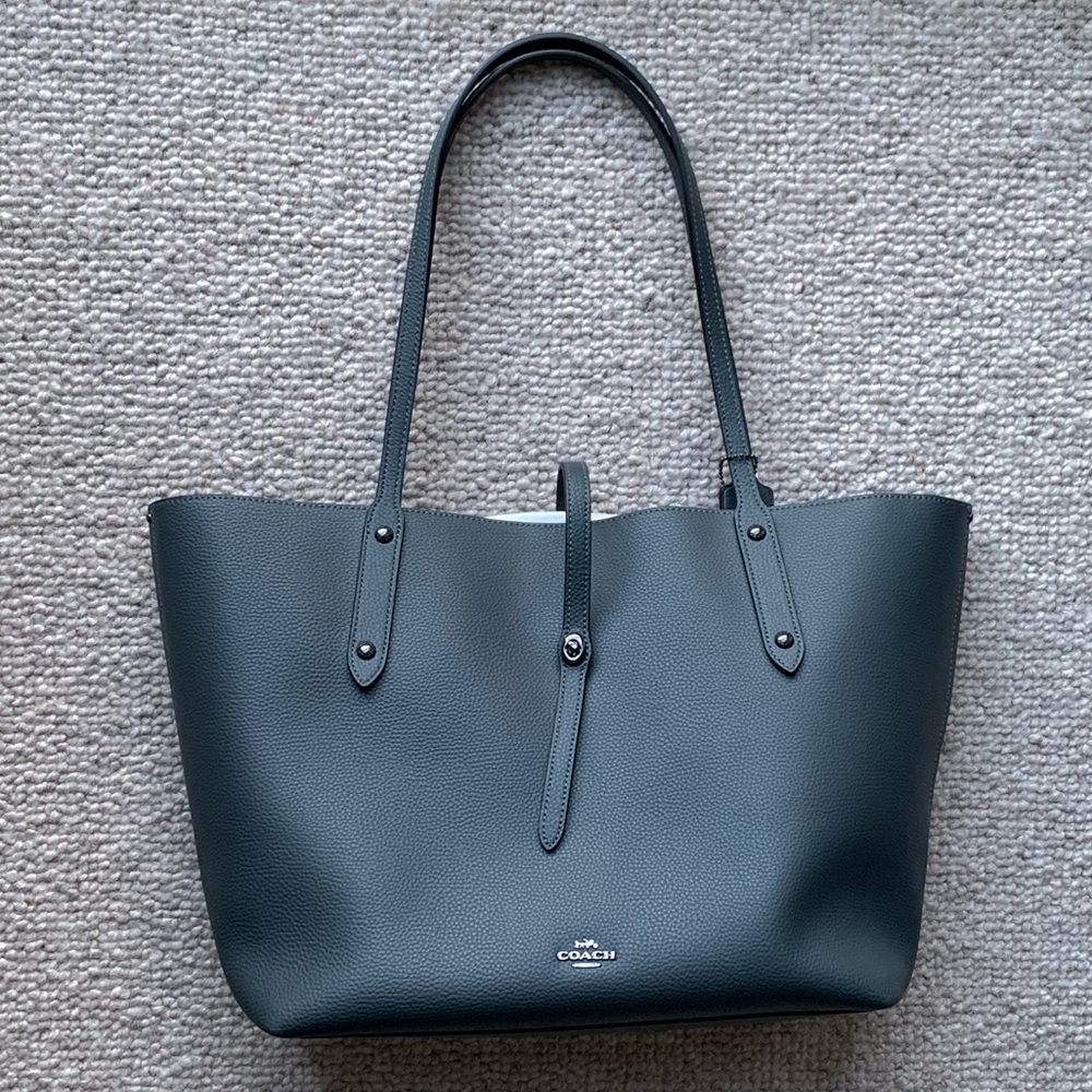 COACH market tote bag - pristine with tags.